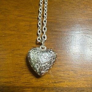 Elegant Silver Heart Pendant Necklace